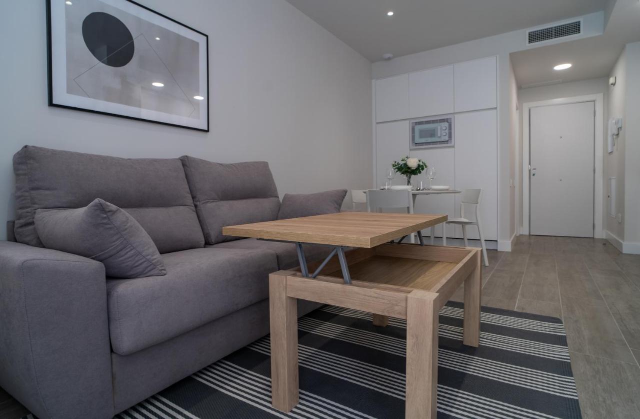 Aac Malaga - Apartamento Luminoso Y Nuevo, A 1,3Km Del Centro De Malaga Luaran gambar